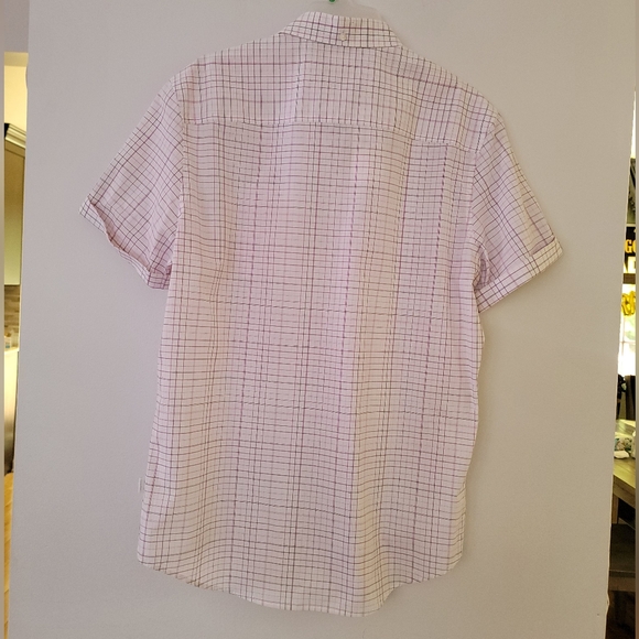 Calvin Klein Slim Fit Shortsleeve Buttondown Shirt Size M NWT - Picture 2 of 9